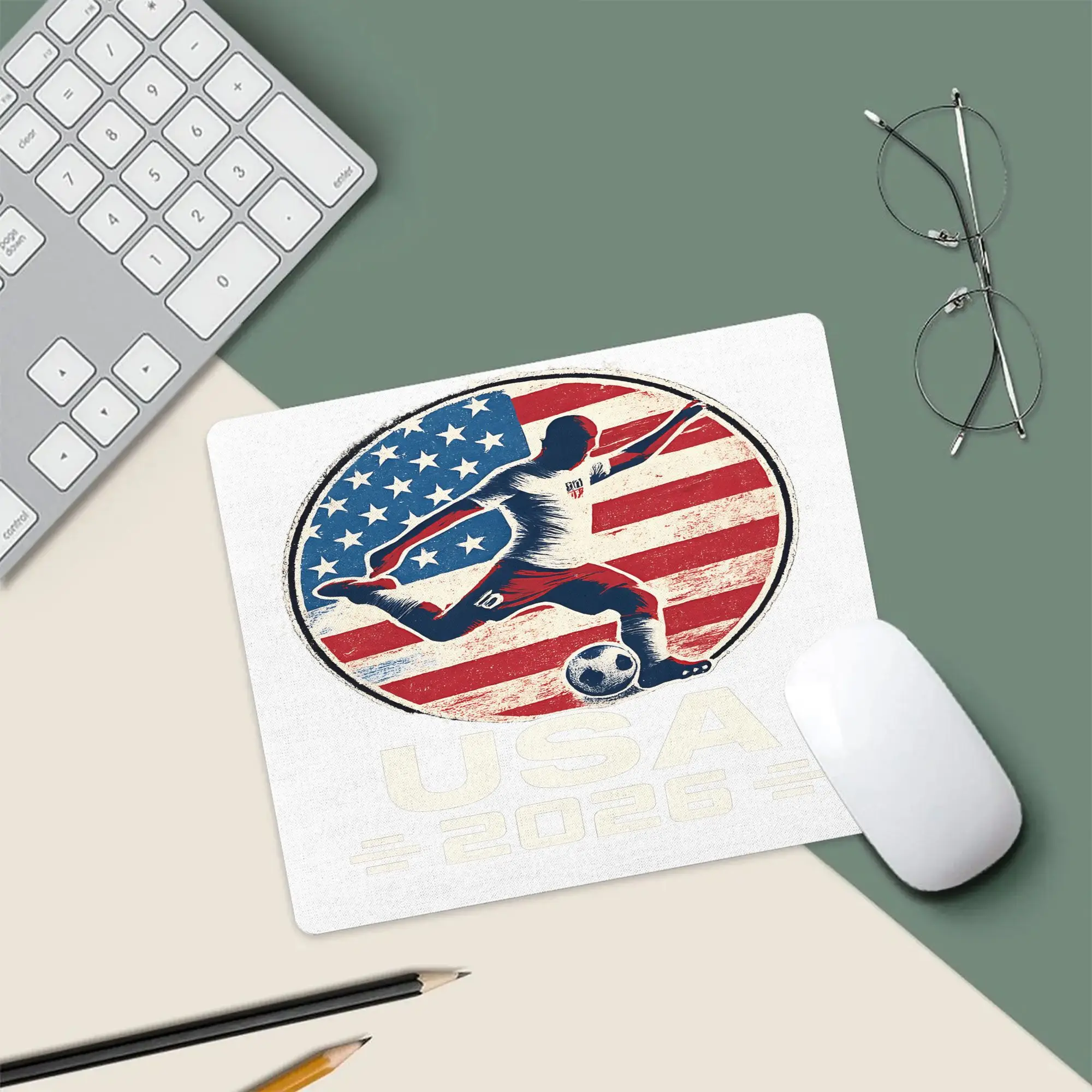Cute Anime USA 2026 Football T - Esports Gaming Team Logo のレビューと価格